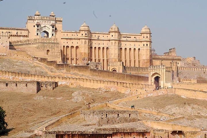 Private Jaipur Overnight Tour from Delhi — Amber Fort, Hawa Mahal & Jal Mahal photo 3