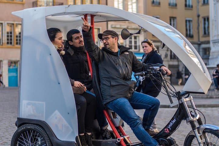Discover Lyon by Pedicab: Private 1–3 Hour Unusual City Tour