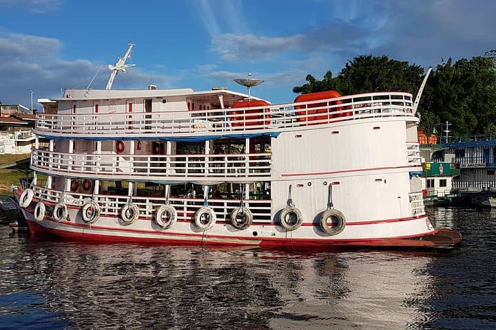 Manaus to Tabatinga: 6-Day Amazon River Voyage with Private Cabin