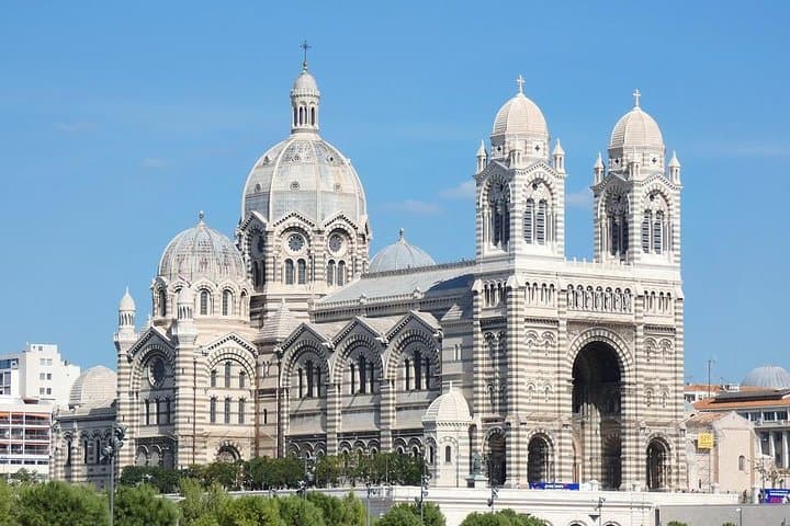 Private 4-Hour Marseille Shore Excursion — Old Port, Basilique & Historic Quarters photo 6