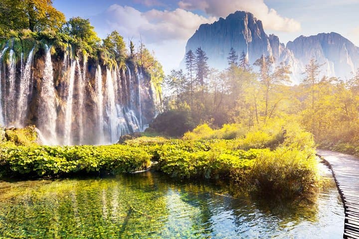 Zagreb to Split Transfer with Plitvice Lakes Stop: Full-Day Guided Excursion photo 5