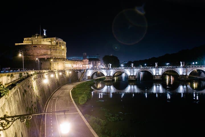 Rome By Night E-Bike Tour — Illuminated Monuments & Historic Streets photo 5