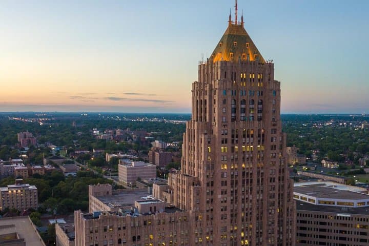 Insider Detroit: Architecture, Riverfront & Hidden Gems Walking Tour photo 6