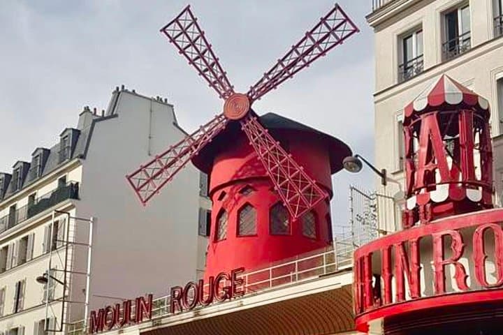 See 15+ Top Sights Paris: Walking & Metro Tour with Local Guide photo 4