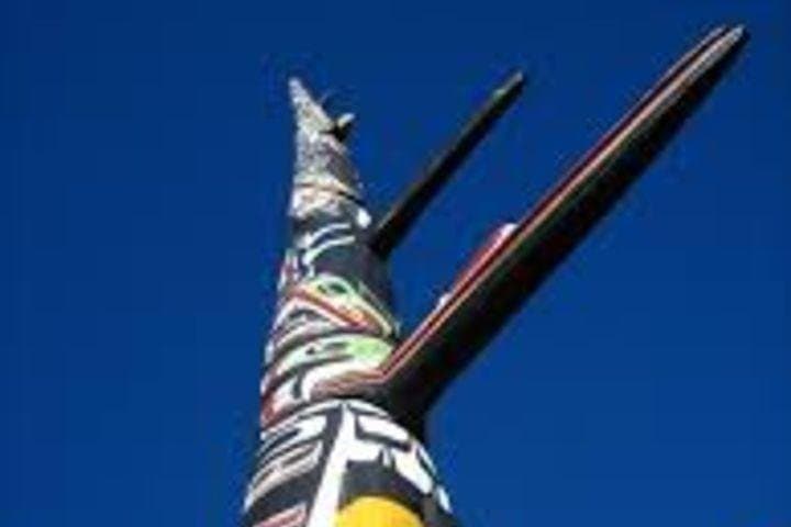Victoria Full-Day: Butchart Gardens, City Highlights & Whale Watching photo 6