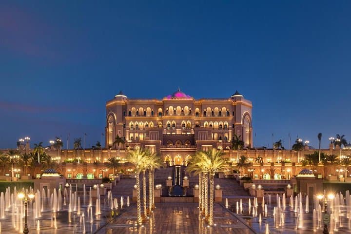 Private Abu Dhabi Day Tour from Dubai: Sheikh Zayed, Corniche & Emirates Palace photo 2