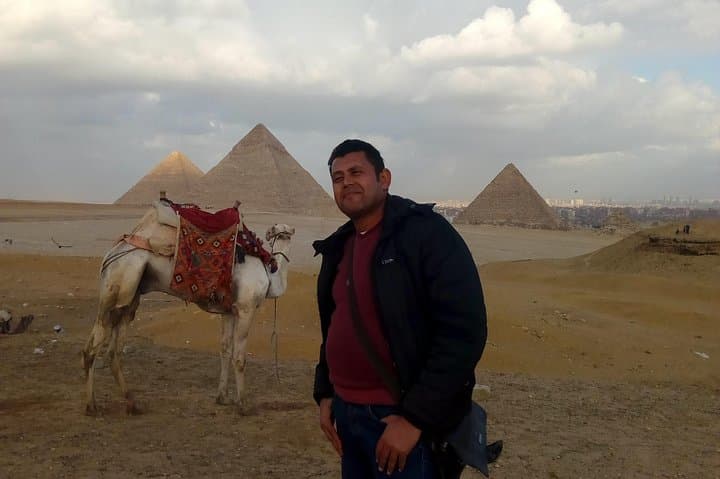 Sunset Camel Ride at Giza Pyramids with Local Desert Dinner photo 4