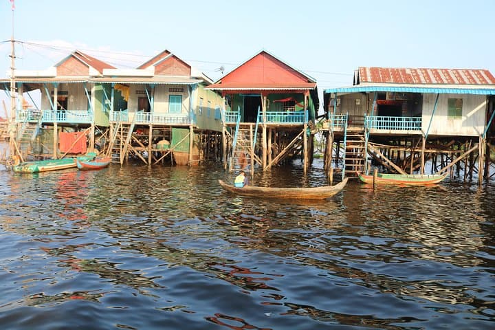 Angkor Wat Sunrise & Tonle Sap: 2.5-Day Temples and Lake Tour photo 5
