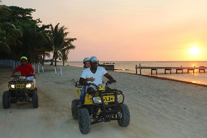 Roatán Jungle & Beach ATV Adventure — Sandy Bay to West End Ride photo 3