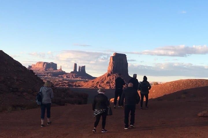 Sunset Tour of Monument Valley: Exploring Navajo Traditions and Monumental Landscapes at Dusk photo 3
