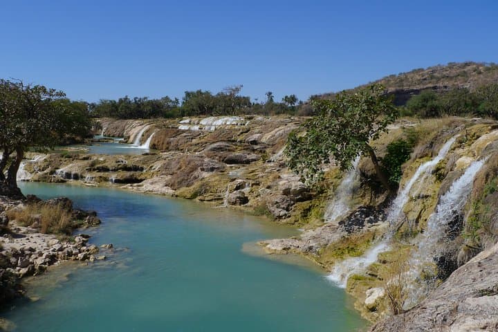 Dhofar Mountain Tour: Darbat Falls, Jebel Samhan & Sinkholes photo 2