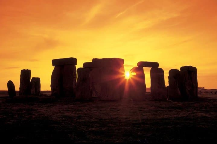 Early-Access Stonehenge and Bath Day Trip from London photo 3