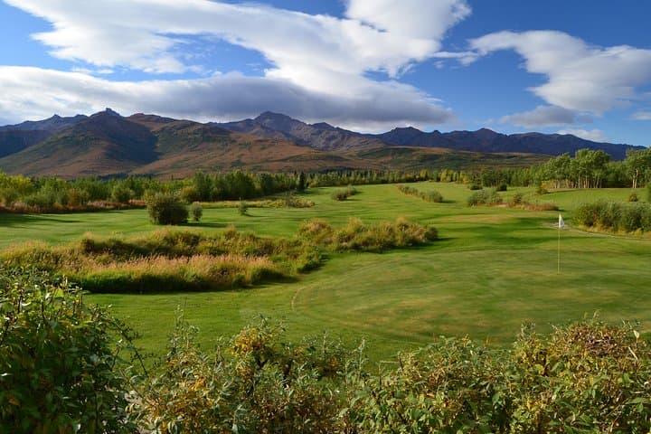 Golfing on the Alaskan Tundra: Black Diamond’s Rugged 9-Hole Course Experience