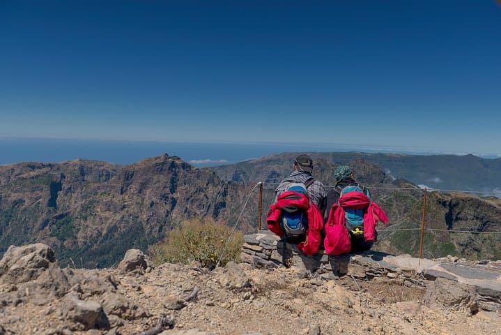 Pico do Arieiro to Pico Ruivo: Hike Madeira's Highest Peaks photo 4
