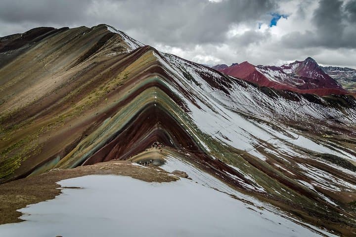 Rainbow Mountain Full-Day Hike from Cusco — Vinicunca's Colorful Ridges photo 2