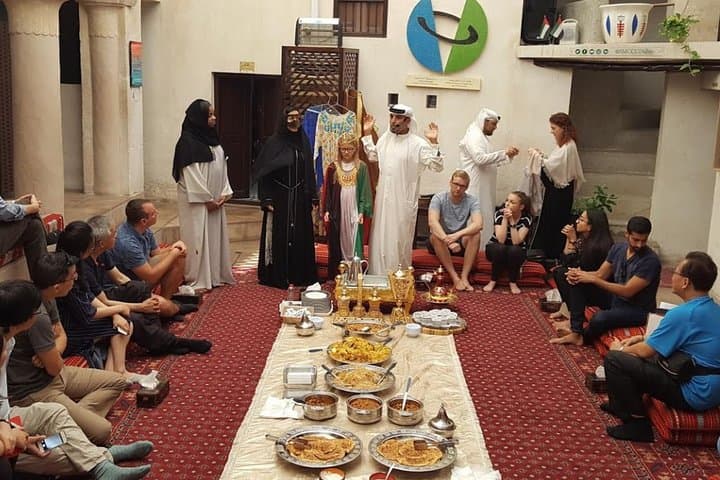 Ramadan Iftar & Dubai Highlights: Private Cultural Tour with Sheikh Mohammed Centre