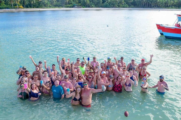 Punta Cana Party Boat: Snorkel, Natural Pool & Rum Punch Cruise