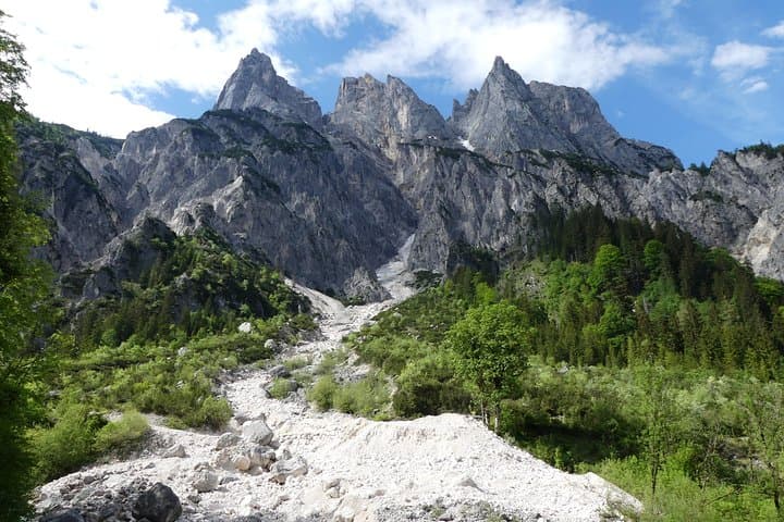 Eagle's Nest & Berchtesgaden Day Trip from Munich: Alpine Views and History photo 2