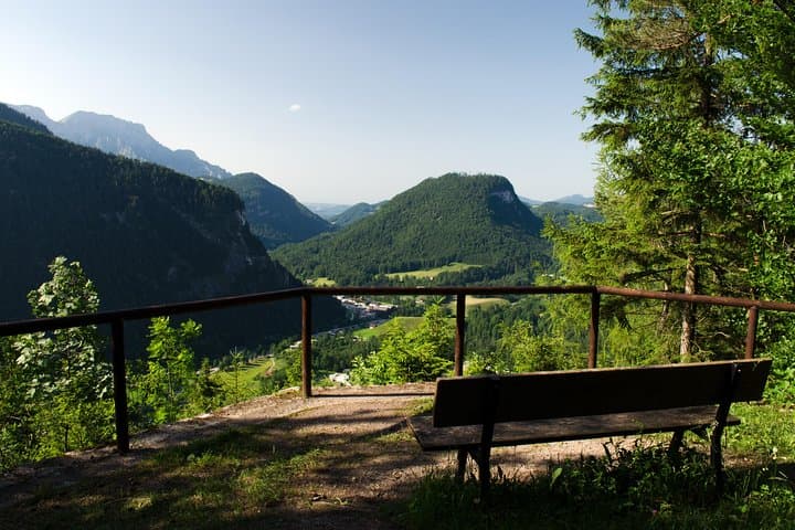 Eagle's Nest & Berchtesgaden Day Trip from Munich: Alpine Views and History photo 3