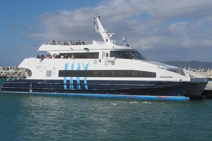 Cape Town Private Robben Island & Winelands: Full-Day History and Wine Tasting Tour