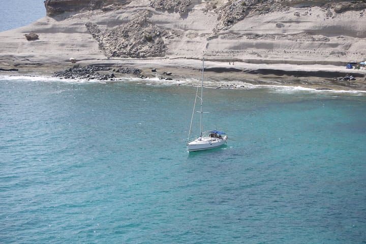 Tenerife 3-Hour Sail: Whales, Dolphins & Snorkel from Puerto Colón photo 4
