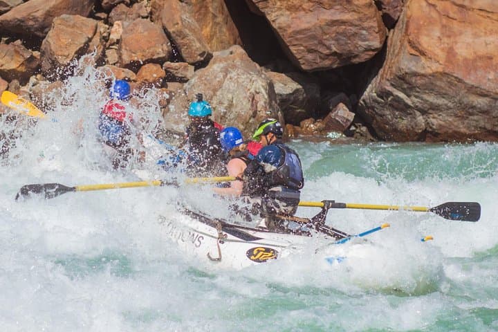 Half-Day Ganges Rafting in Rishikesh — 26 km Grade I–III+ Adventure photo 5