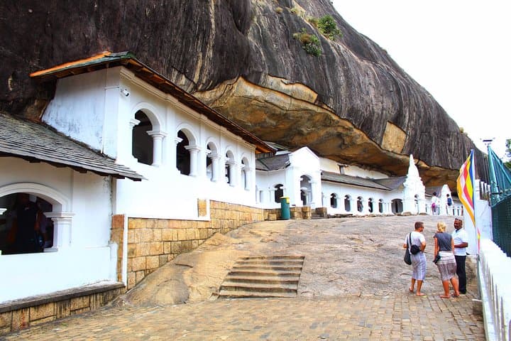 Across Sri Lanka's Ancient Capitals: 8-Day Historical Itinerary photo 6