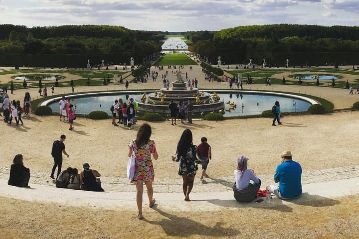 Versailles Palace & Marie-Antoinette Day Trip from Paris — Skip-the-Line Guided Tour photo 2