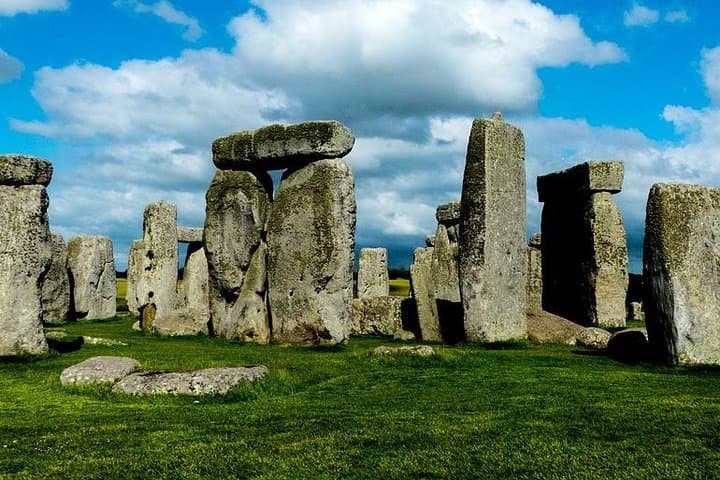 Private 6-Hour Stonehenge Excursion from London with Hotel Pickup photo 3