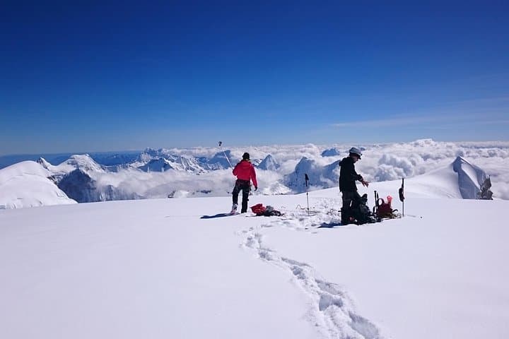 Huascarán 6-Day Mountaineering Adventure — Summit Peru's Highest Tropical Peak
