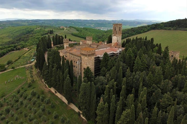 E-biking Chianti: Rolling Vineyards, Abbeys and Wine Tastings photo 6