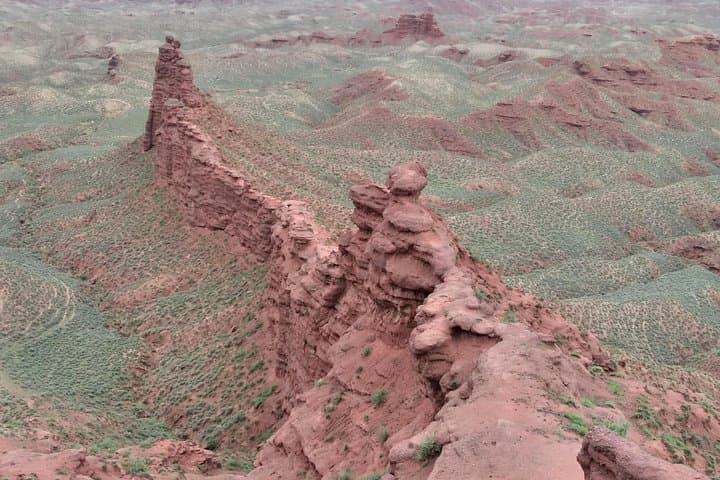 2-Day Zhangye Tour: Binggou & Zhangye Danxia, Pingshanhu Canyon & Mati Grottoes