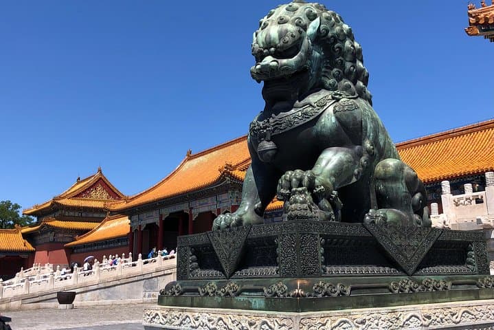 Beijing in Three Hours: Forbidden City & Tiananmen Private Tour Guide photo 5