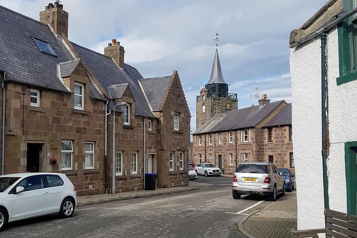 Stonehaven Self-Guided Audio Walk: Robert Burns, BBC Stories & Dunnottar Views