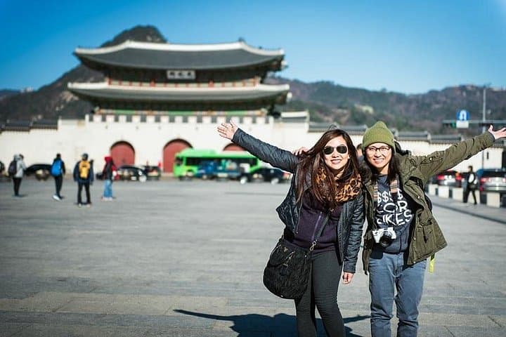 Seoul Private Photo Session: Capture Your Moments with a Local Photographer photo 1