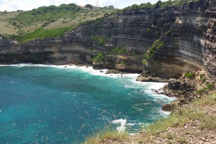 Explore Pink Beach & Tanjung Ringgit: Southeast Peninsula Lombok Day Tour