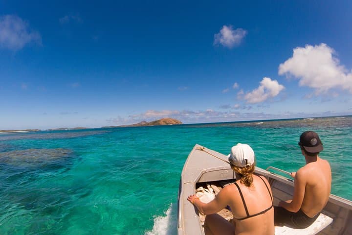 7-Day Coconut Cruiser: Yasawa & Mamanuca Island Hopping — Snorkel Manta Rays, Caves & Beach Bures