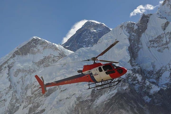 Everest Base Camp Trek with Helicopter Return: 12-Day Gorakshep-to-Lukla Himalayan Adventure