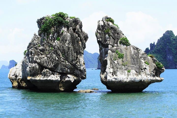 Premium Halong Bay Day Cruise from Halong International Port photo 3