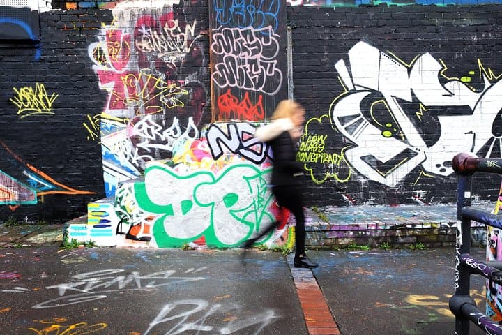 Personalized Manchester Walking Tour — One-Day Private Local Experience