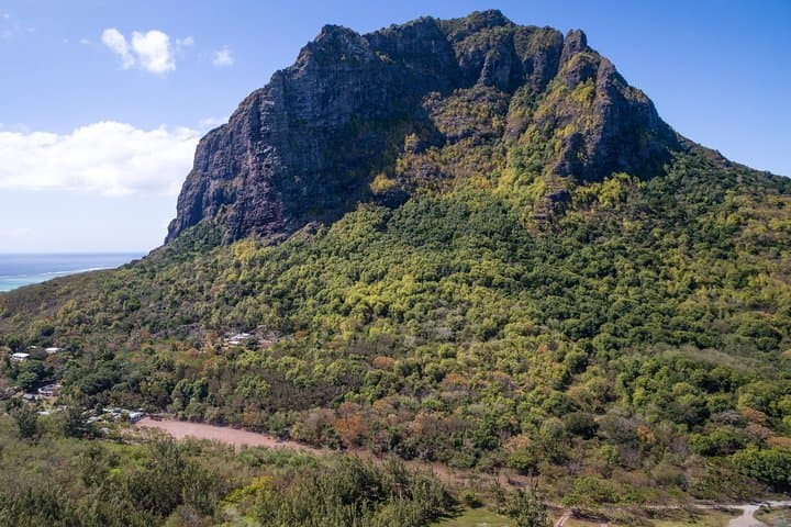 Le Morne Brabant Hike and Beach Day: Summit Mauritius' UNESCO Peak and Swim the Lagoon photo 4