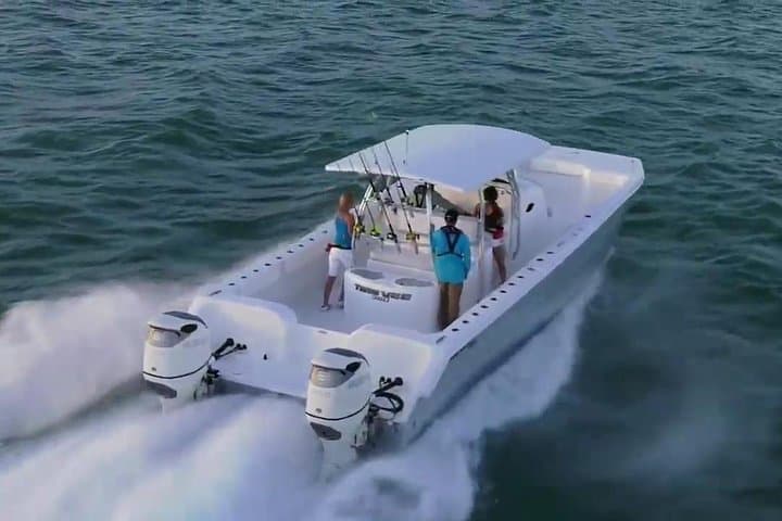 Private Fast Power Catamaran Charter in St. Thomas - Island Hopping, Snorkel & Beach Bars photo 3