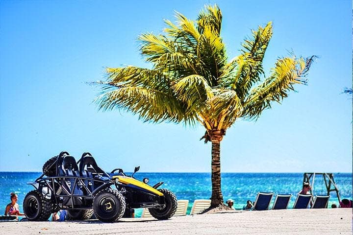 Roatan Buggy Adventure: 90-Minute Off-Road Island Tour with Beach Pass photo 3
