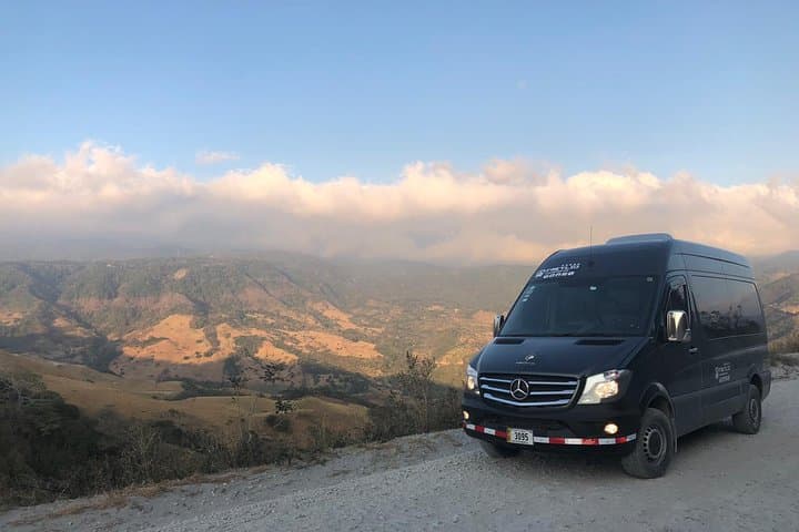 Monteverde to La Fortuna Private Transfer — Door-to-Door Minivan with Wi‑Fi photo 2