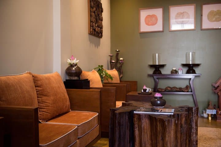Siem Reap Four-Hand Bliss Massage — 65-Min Relaxation with Free Pickup photo 4