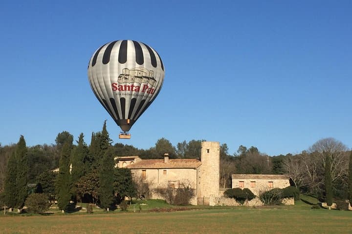 Hot Air Balloon over La Garrotxa: Volcano Views & Breakfast from Olot photo 6