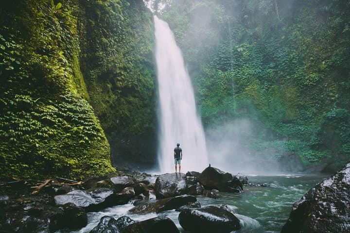 Bali Swing & Nungnung Waterfall Day Tour — Ubud Jungle Swing and Hidden Falls photo 3