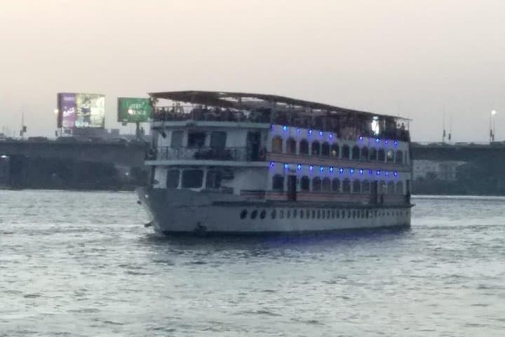 Cairo Nile Dinner Cruise: Evening Buffet with Belly Dance & Folklore Show photo 3