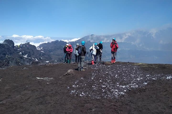 Summit Mount Etna: Cable Car and Guided Hike to 3,000m
