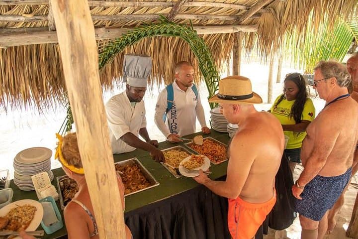 Saona VIP Speedboat to Playa Toro & Mano Juan — Full-Day Snorkel and Turtle Sanctuary photo 6